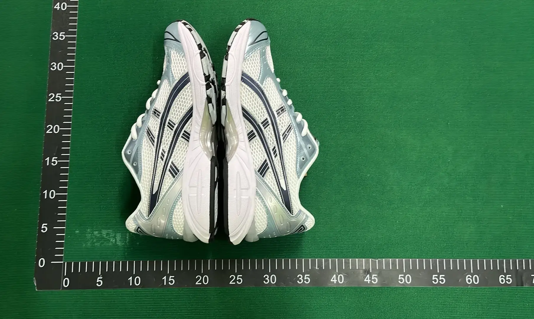 G*e*l-K Retro Casual  in the Best OopBuy Spreadsheet QC photos