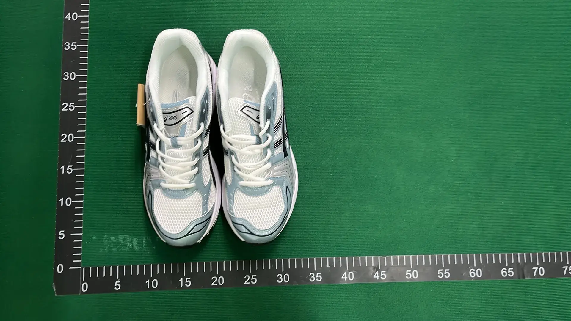 G*e*l-K Retro Casual  in the Best OopBuy Spreadsheet QC photos