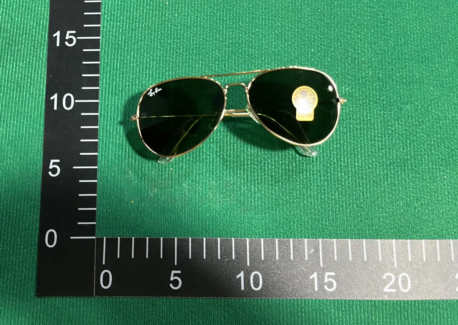 时尚潮流墨镜  in the Best OopBuy Spreadsheet QC photos