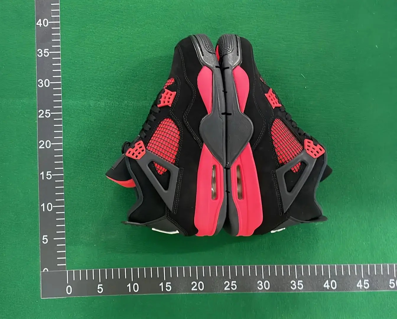 🔥1:1 batch Jordan Air Jordan 4 Retro"Bred Reimagined"  in the Best OopBuy Spreadsheet QC photos