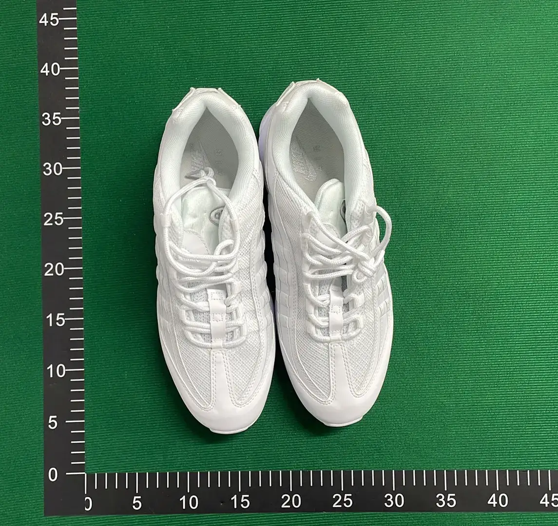B3D Max95 Retro Minimalist Shock-Absorbing Non-Slip Casual Running Shoes  in the Best OopBuy Spreadsheet QC photos