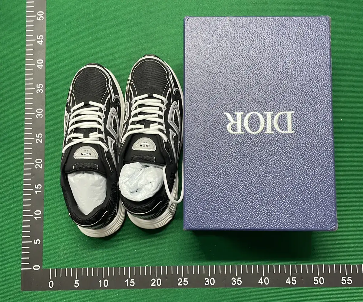 B30 sneakers  in the Best OopBuy Spreadsheet QC photos