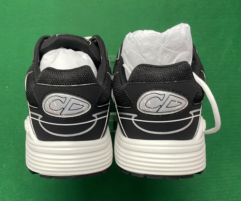 B30 sneakers  in the Best OopBuy Spreadsheet QC photos