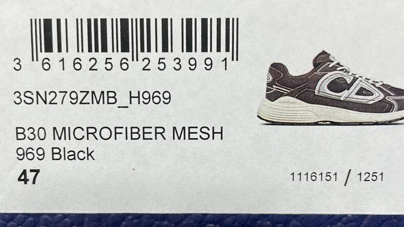 B30 sneakers  in the Best OopBuy Spreadsheet QC photos