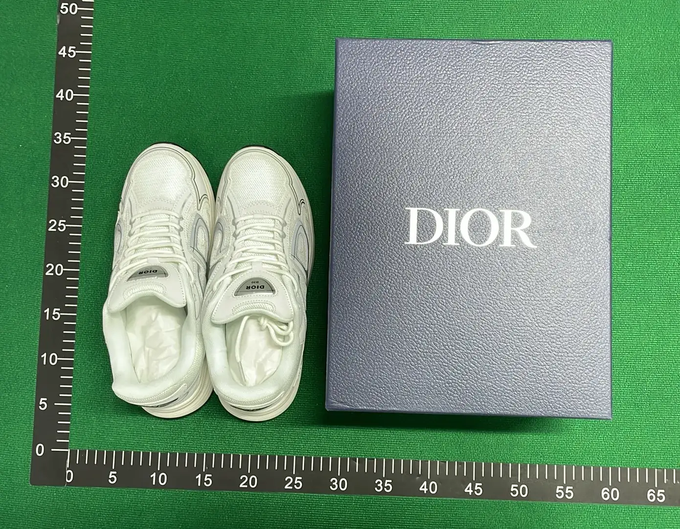 DC B30-L  in the Best OopBuy Spreadsheet QC photos