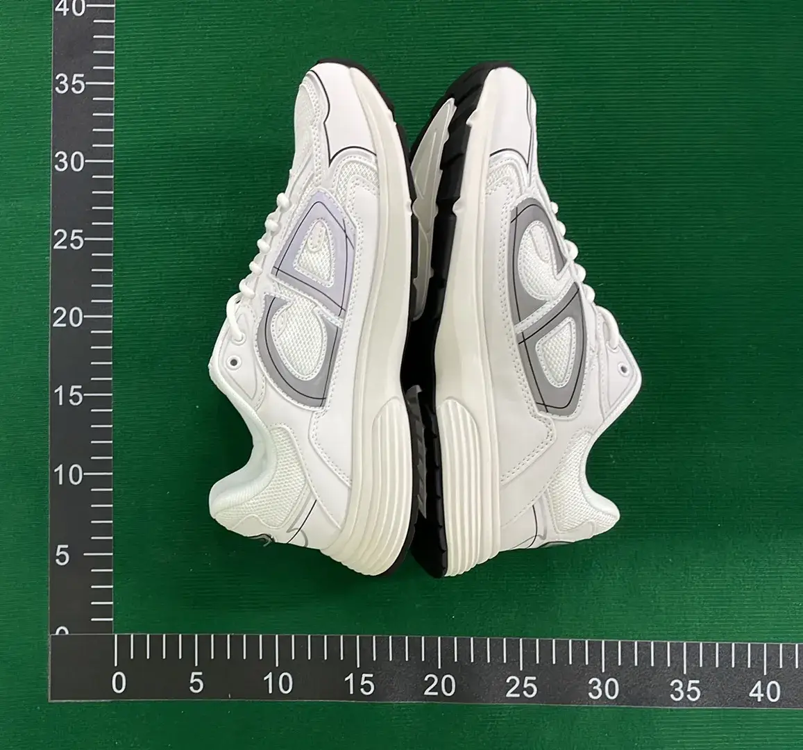 DC B30-L  in the Best OopBuy Spreadsheet QC photos