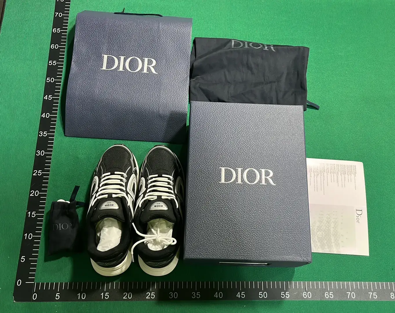 DC B30-L  in the Best OopBuy Spreadsheet QC photos
